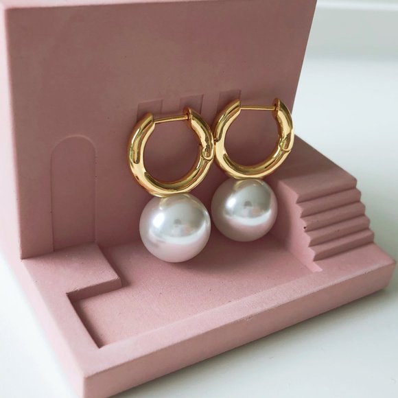 Gold Hoops Pearl Earrings - Picture 7 of 7